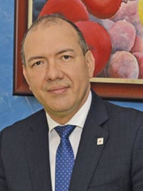 Dr. Carlos Montero
